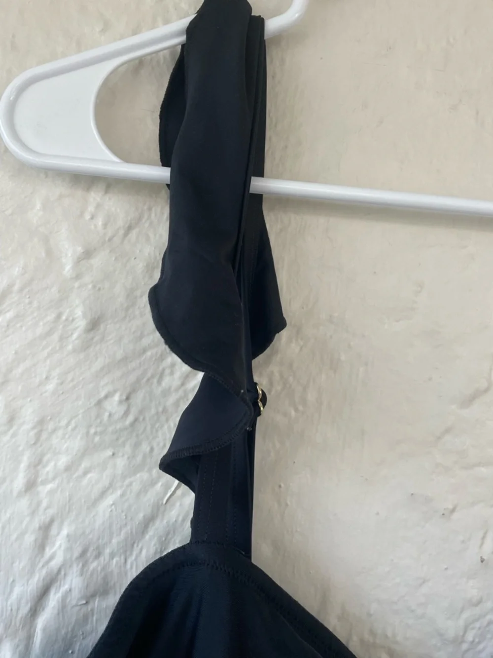 Summersalt The Ruffle Oasis black plus size ruffle adjustable straps; size 20